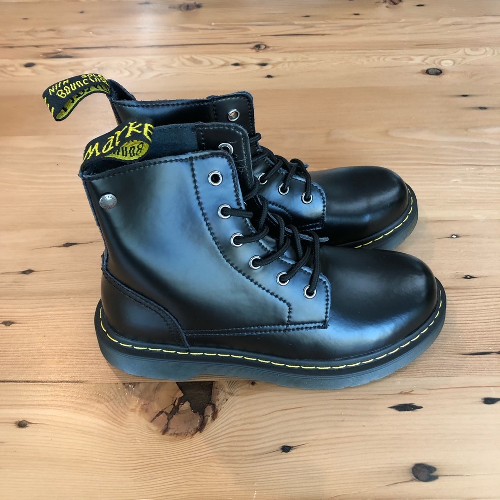 Women's Fashion Casual Lace-up Short Combat Boots